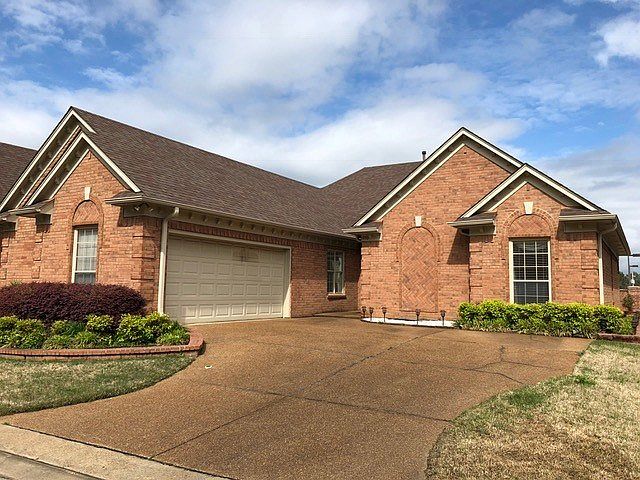 1st image of 1770 Woodchase Glen Dr