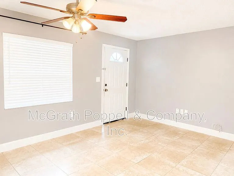 7704 Chase Rd — Photo 4