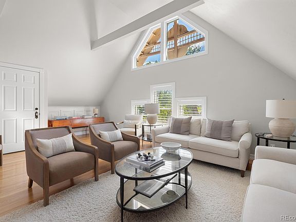 3rd image of 1101 Gaylord Street #6