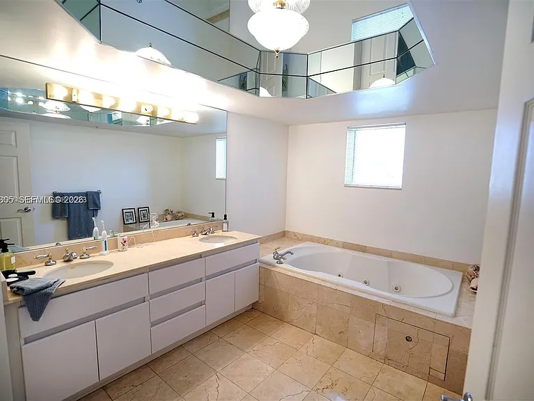 16711 Collins Ave #601 — Photo 14