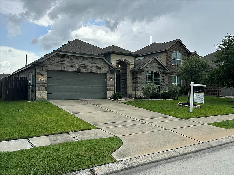 5186 Dry Hollow Dr — Photo 2