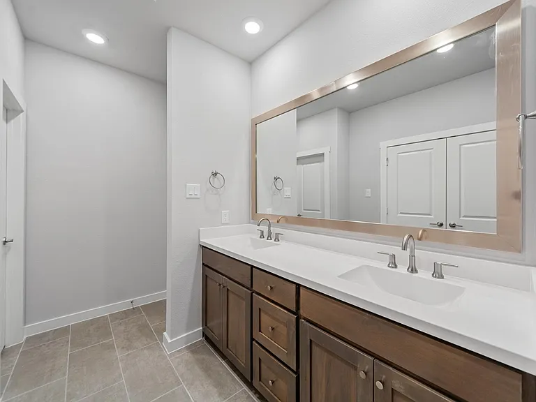 800 Emerling Dr — Photo 19