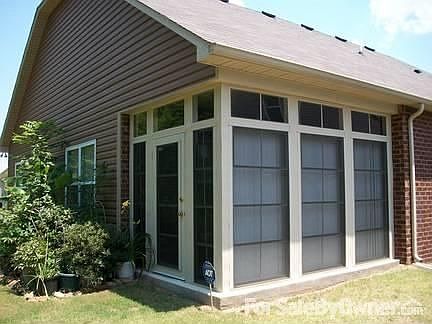 2nd image of 613 Creek Oak Dr