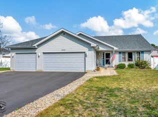 1426 Argyle Ln N, Bourbonnais, IL 60914