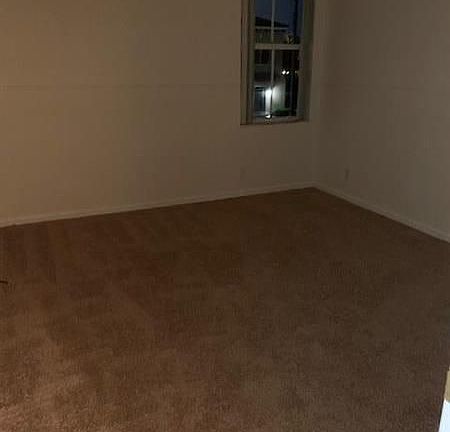 4th image of 3549 Forest Hill Blvd APT 30