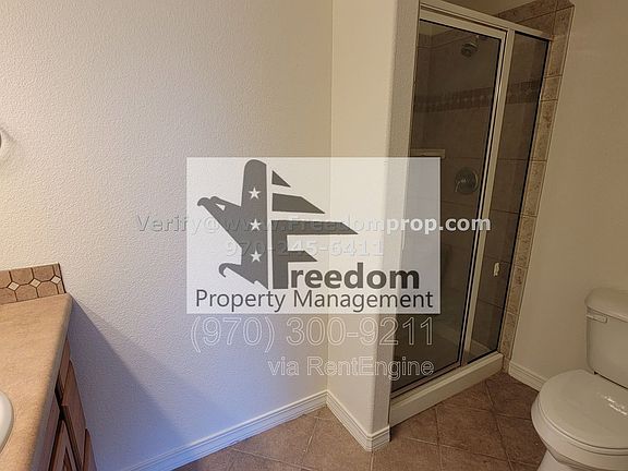 5th image of 555 Garden Grove Ct