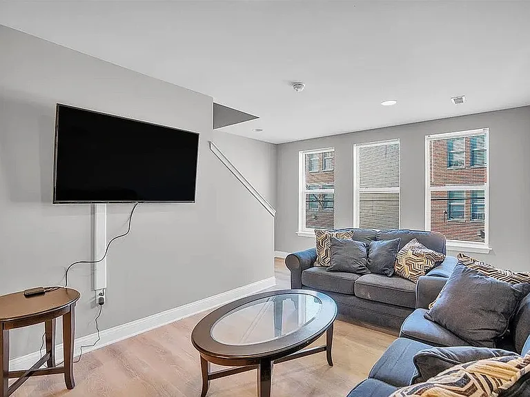 1939 N Gratz St #2 — Photo 5