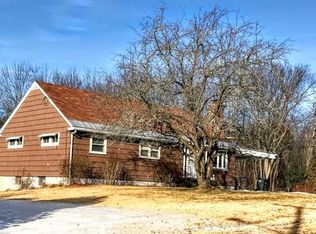 249 Harvard St, Leominster, MA 01453