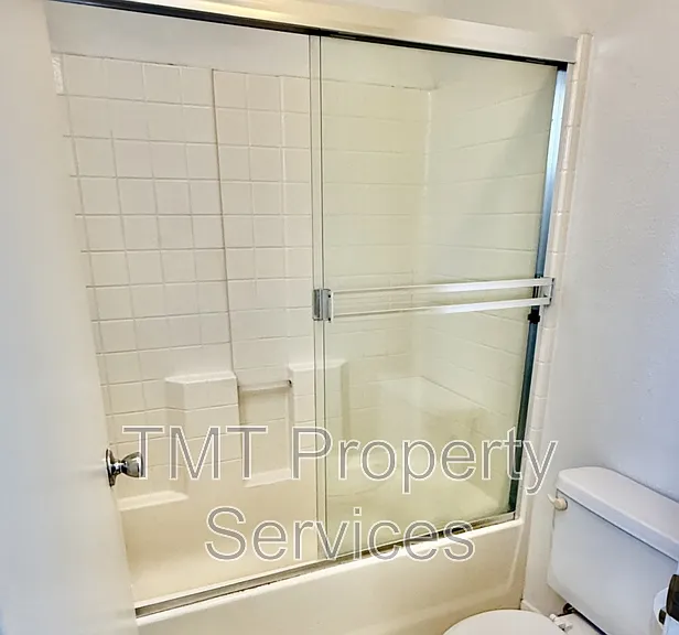 2742 La Purisima Ave — Photo 13