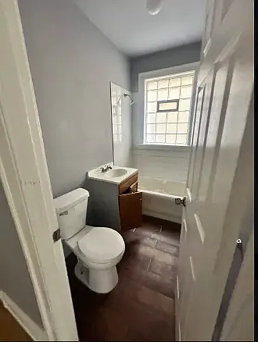 1706 W 81st St #2 Photo 1