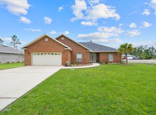 3424 High Cliff Rd, Southport, FL 32409