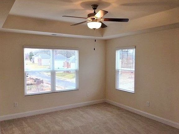 5th image of 3102 Amesbury Hill Dr