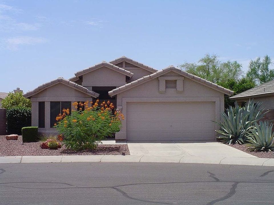 1st image of 2521 E Paraiso Dr
