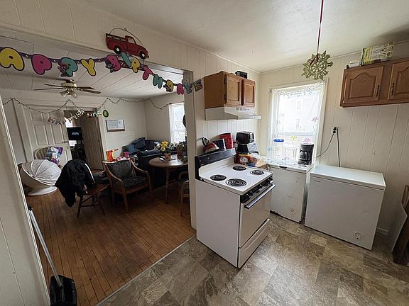 4th image of 511 3RD STREET SOUTH