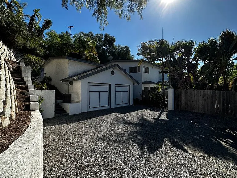 9594 Lamar St — Photo 1