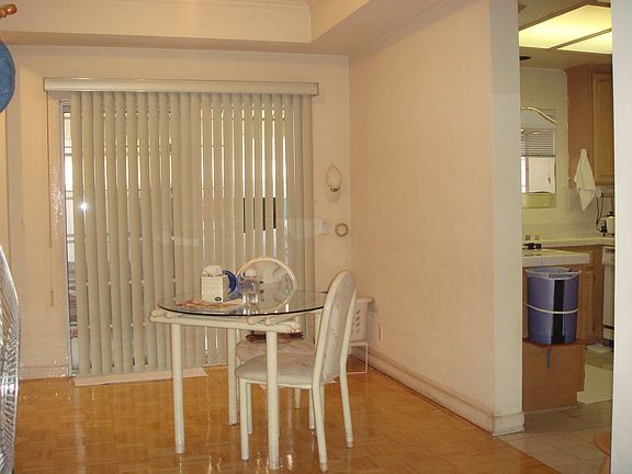5th image of 228 N Marguerita Ave APT C