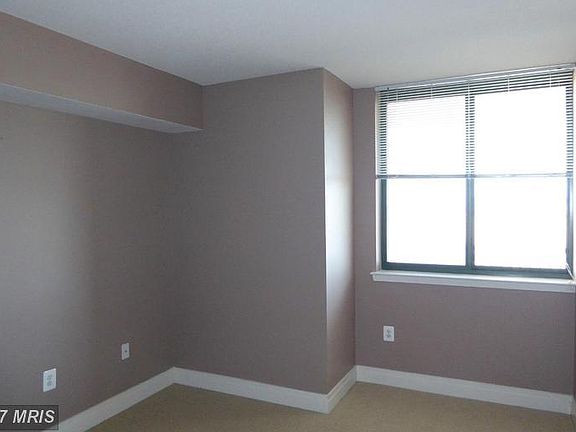 5th image of 414 Water St #200X
