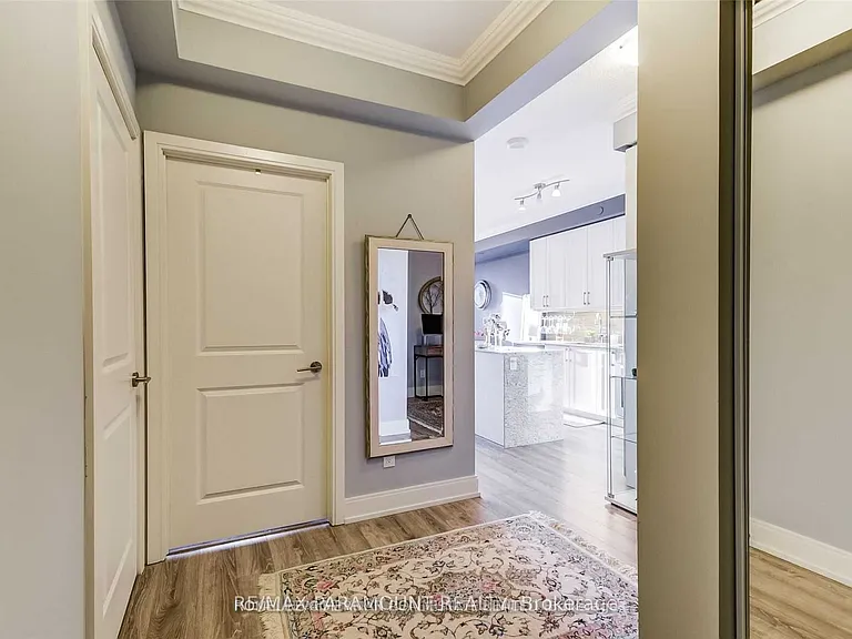 9600 Yonge St #706B — Photo 10