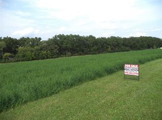 Stonewood Ln, Darlington, WI 53530