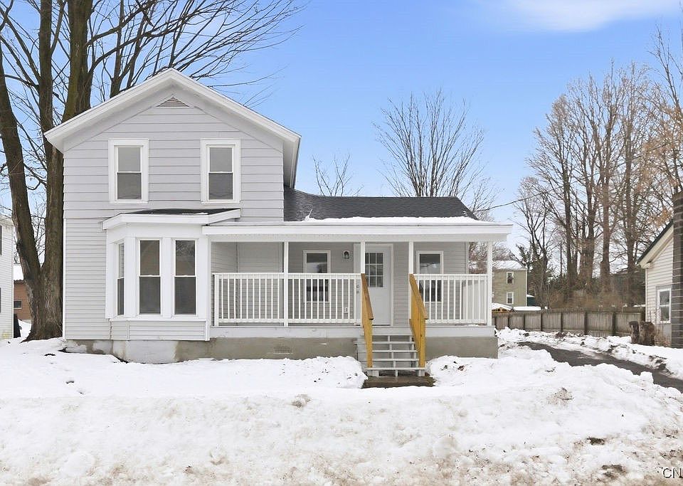 1st image of 609 Seneca St