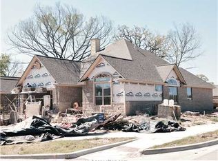 2600 Forest Oaks, College Station, TX 77845