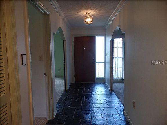 4th image of 1542 NW Caldwell St