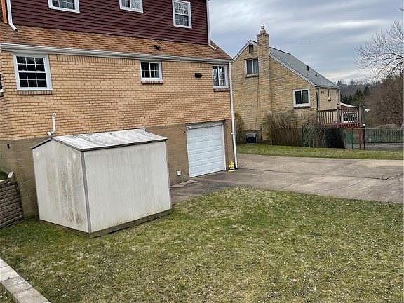 2nd image of 347 Greenway Dr
