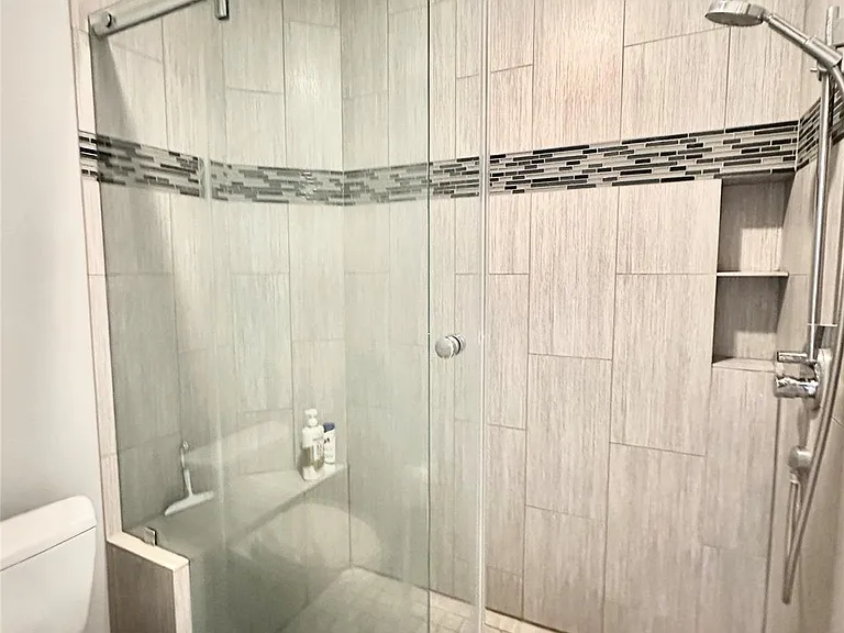 3311 Oakland Dr — Photo 38