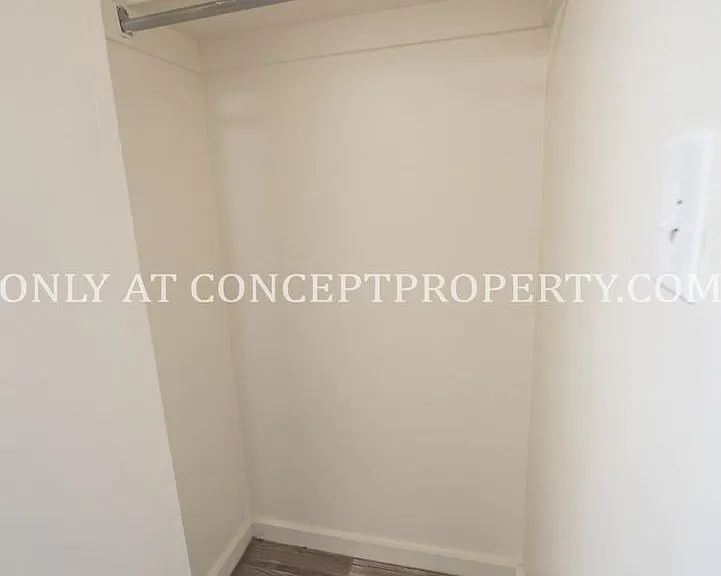 223 E 3rd Ave — Photo 46