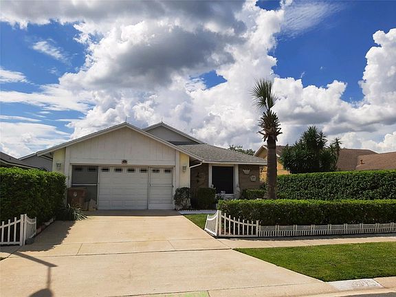 2nd image of 3264 Moccasin Dr