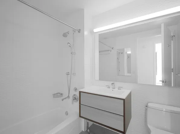 10 City Point image 8 of 28