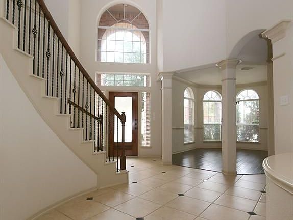 4th image of 6022 Prescott Run Ln