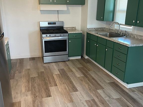 3rd image of 207 N 14th St