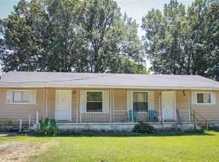 121 Sharon St #B, Lonoke, AR 72086
