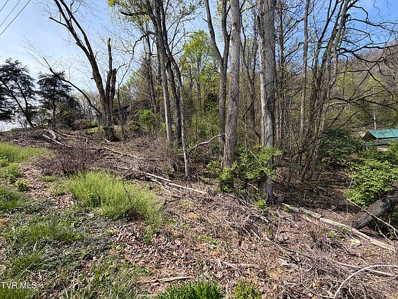 3rd image of 513 San Antonio Dr
