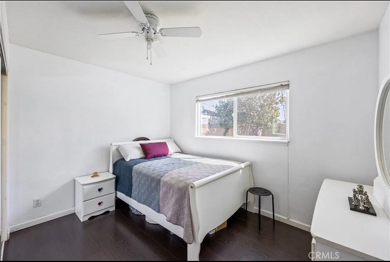 1 bed, 200 sqft, $1,500 — Photo 3