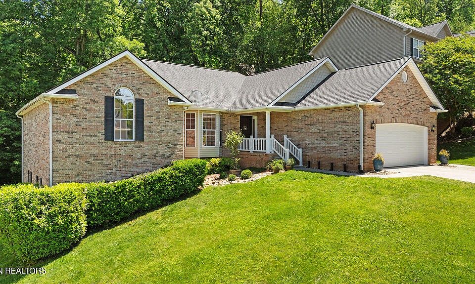 1st image of 2124 Elm Grove Ln