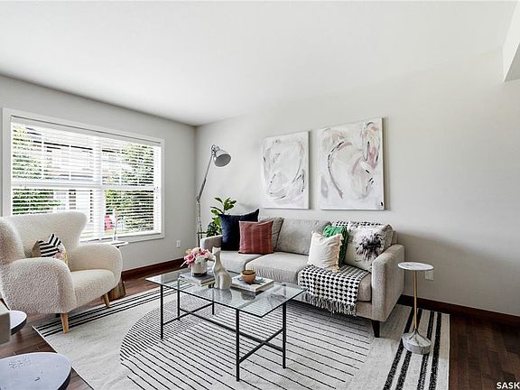 2nd image of UNIT 201-2007 Pohorecky CRESCENT