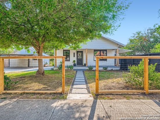 2902 LOU ST, San Antonio, TX 78222