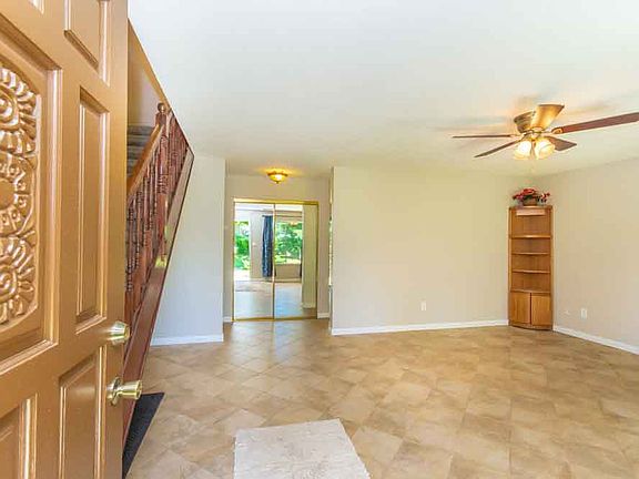 4th image of 6723 Deerfield Dr