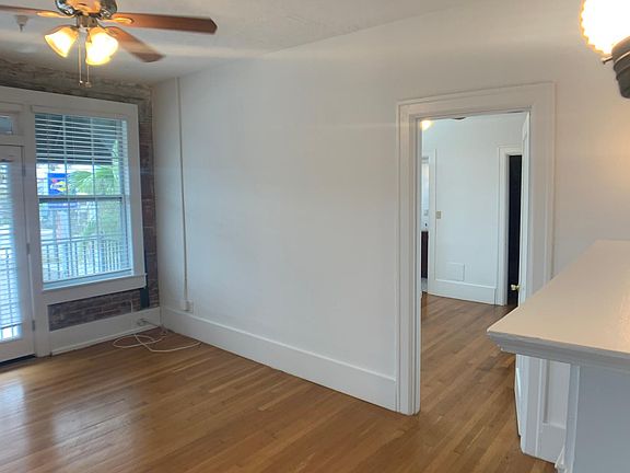 3rd image of 809 W Platt St APT 5