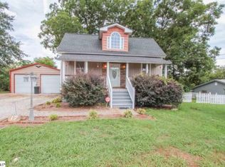 17 Conner St, Pelzer, SC 29669