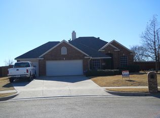 800 Dawnlight Dr, Denton, TX 76210