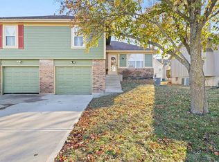 845 Pinewood St, Gardner, KS 66030