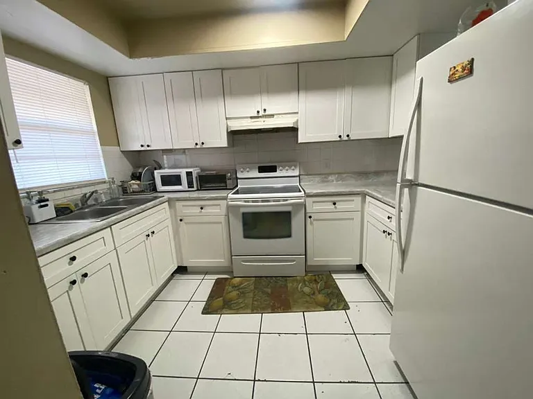 290 Flower Ln #21 — Photo 10
