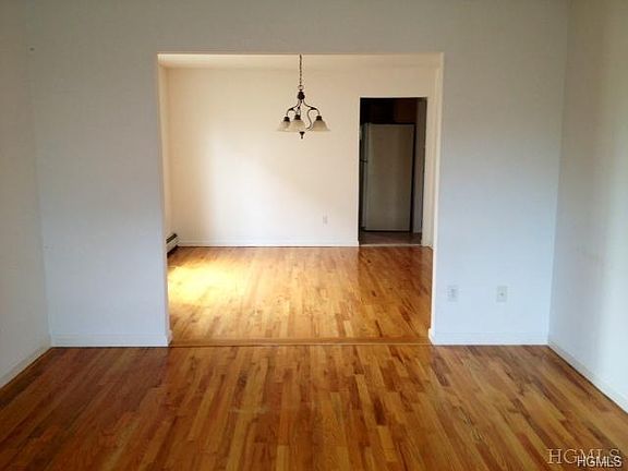 3rd image of 30 New St