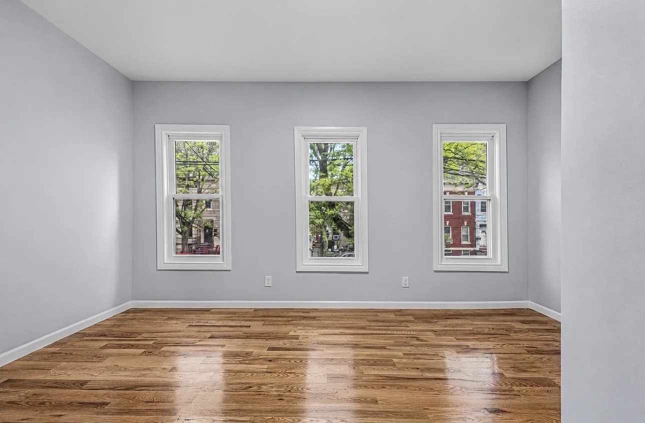 199 Bergen Street — Photo 2