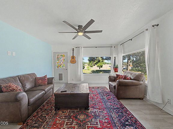 5th image of 3330 Orindale Rd