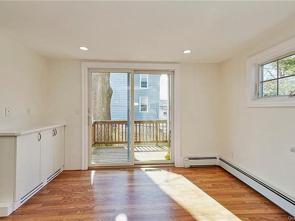 5th image of 52 Vanderbilt Ave