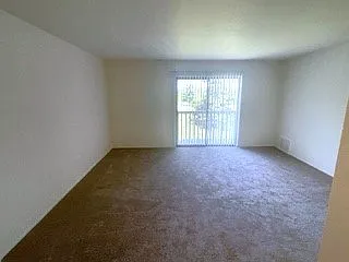 Perry Place Apartments — Photo 35
